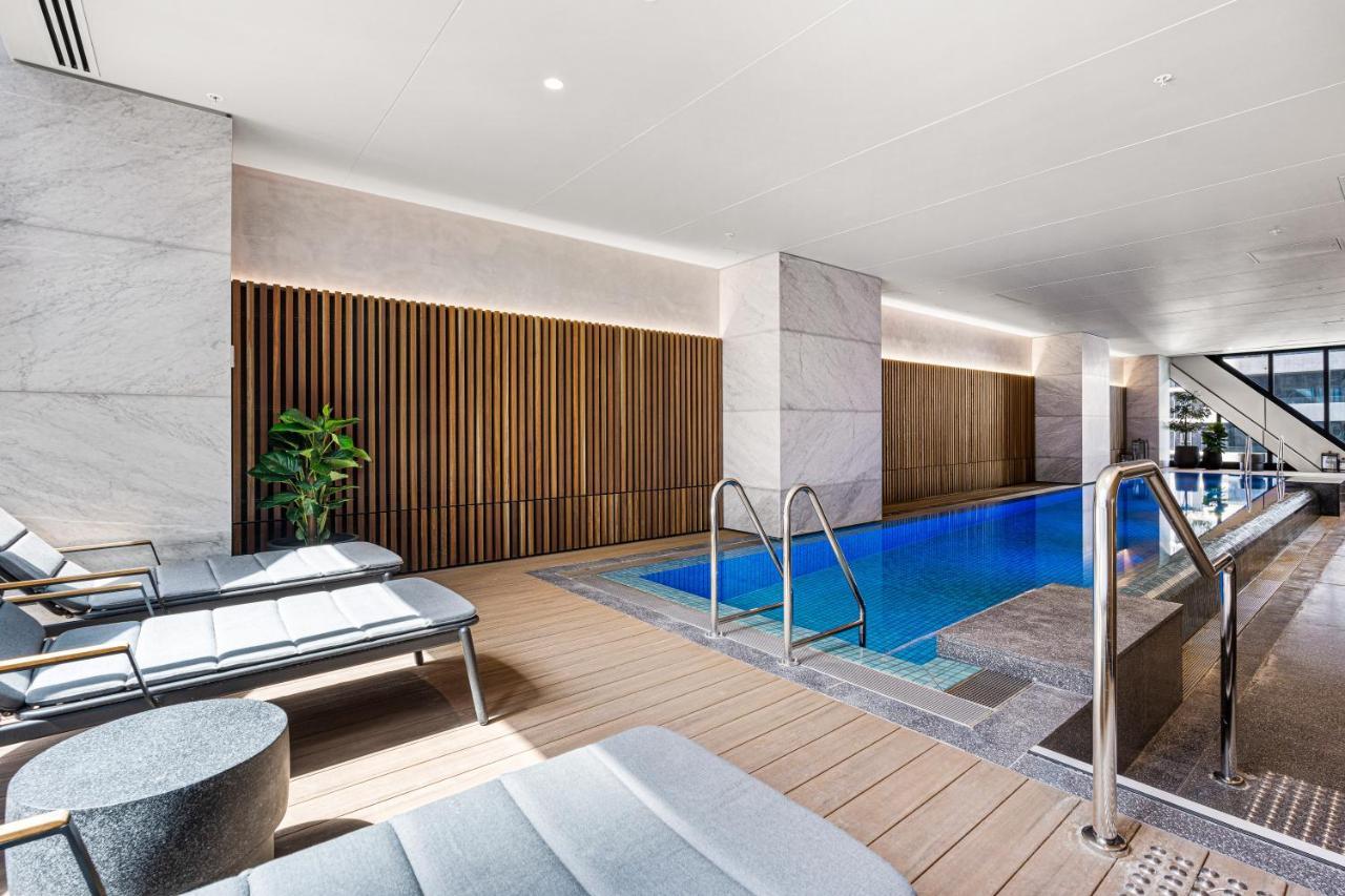 Paragon Apartments By Cllix Melbourne Bagian luar foto